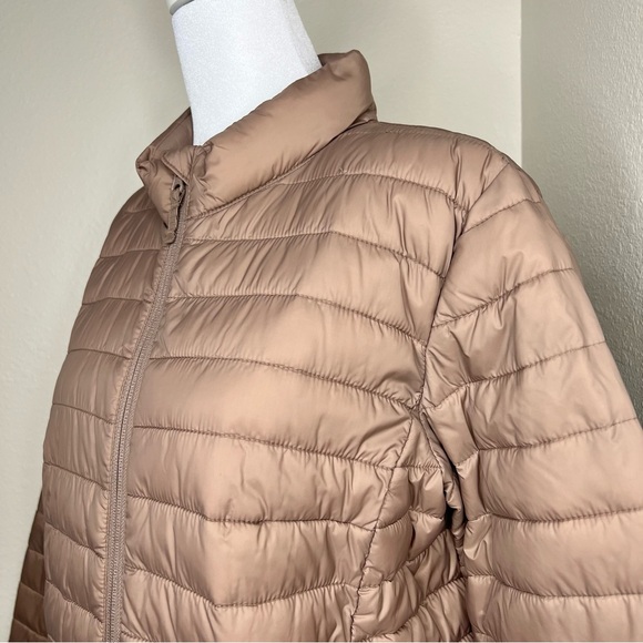 Old Navy Petite Dusted Chocolate Full Zip Narrow Channel Puffer Jacket Coat - Picture 3 of 11